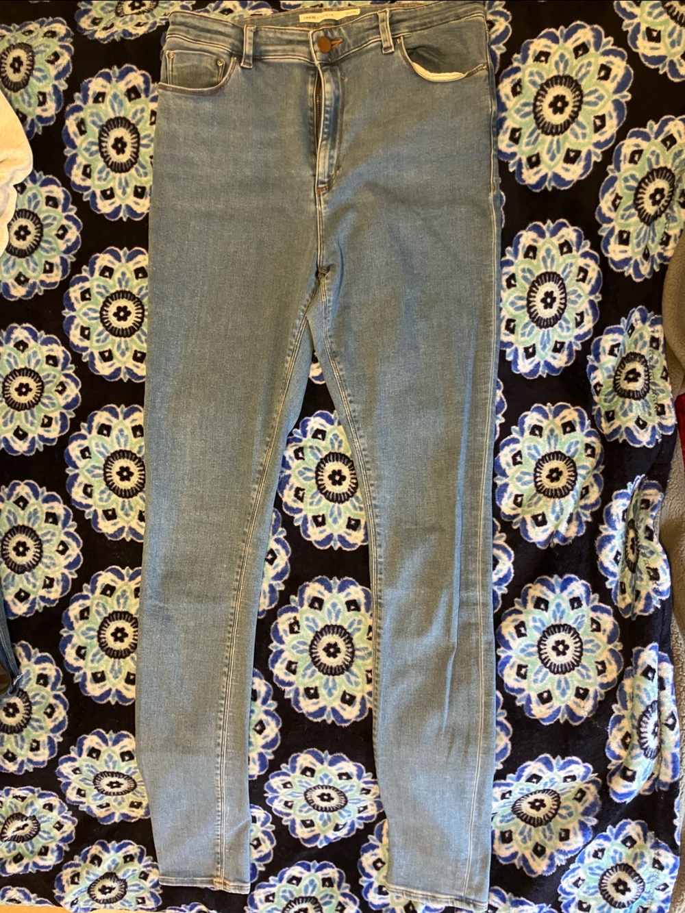 ASOS Women Skinny Jeans in Light Blue Wash